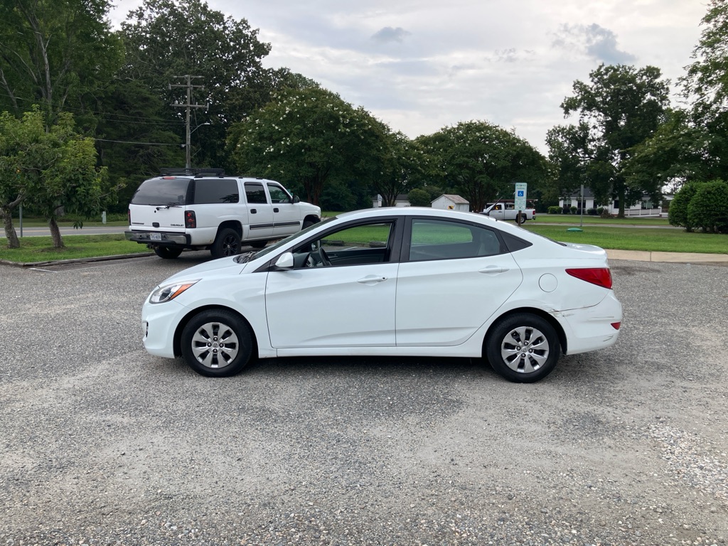 2015 HYUNDAI ACCENT