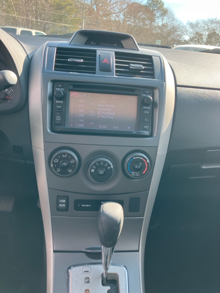 Photo 15 of this TOYOTA COROLLA