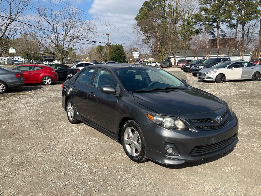 Photo 4 of this TOYOTA COROLLA