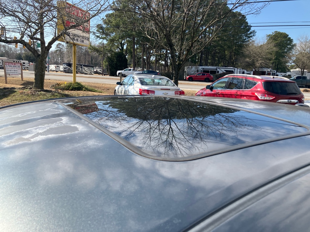 Photo 10 of this TOYOTA COROLLA