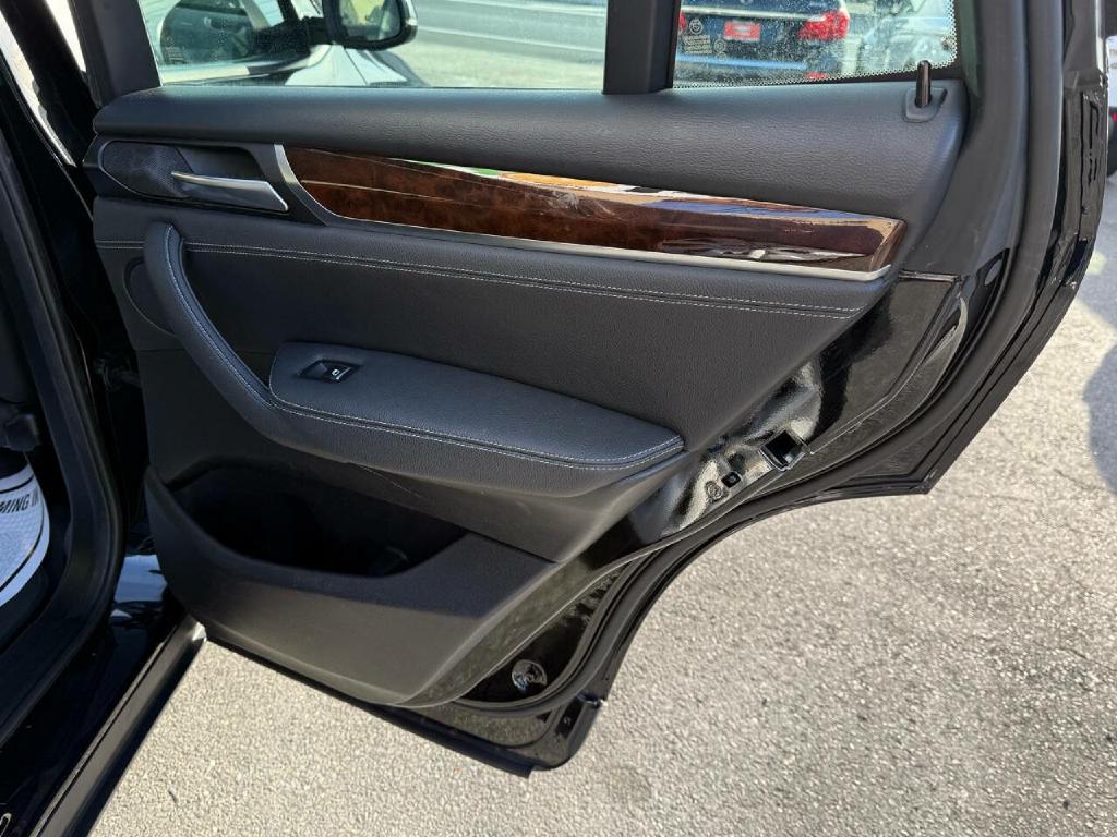 BMW X3 2017 BMW X3 5UXWX9C34H0W69608
