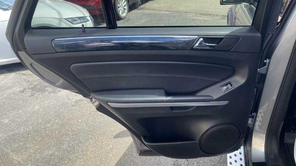 MERCEDES-BENZ M-CLASS 2011 MERCEDES-BENZ M-CLASS 4JGBB7HB8BA676044