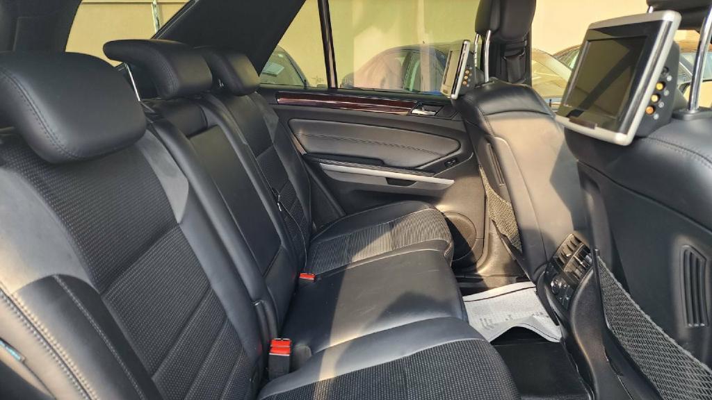 MERCEDES-BENZ M-CLASS 2011 MERCEDES-BENZ M-CLASS 4JGBB7HB5BA679161