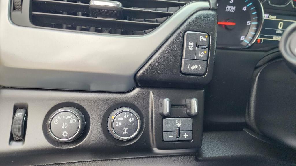 CHEVROLET SUBURBAN 2015 CHEVROLET SUBURBAN 1GNSKKKC6FR240560