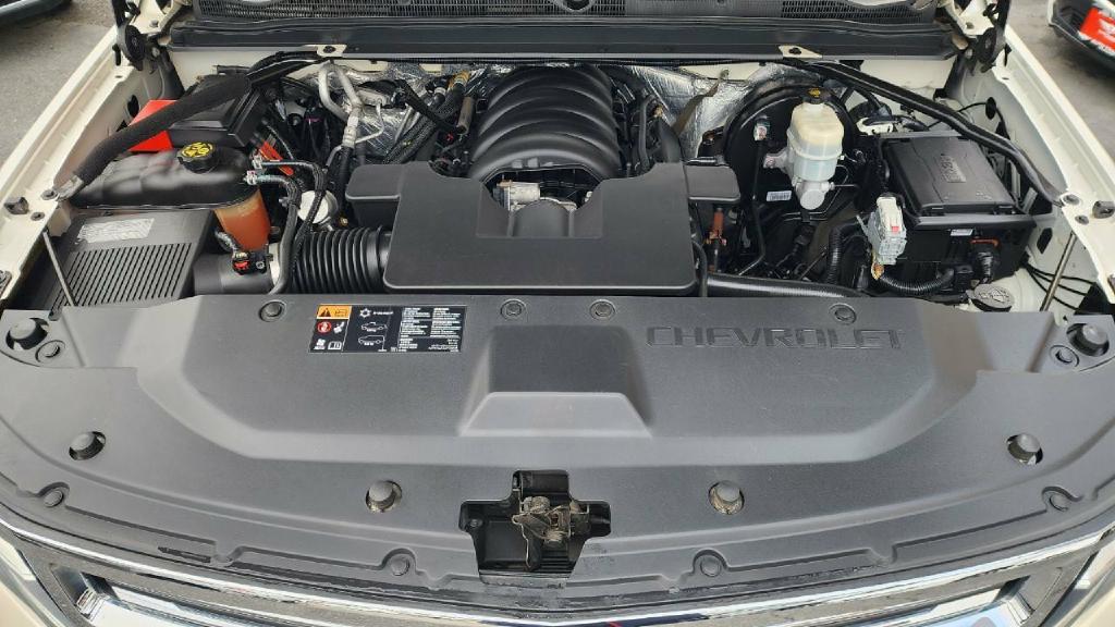 CHEVROLET SUBURBAN 2015 CHEVROLET SUBURBAN 1GNSKKKC6FR240560