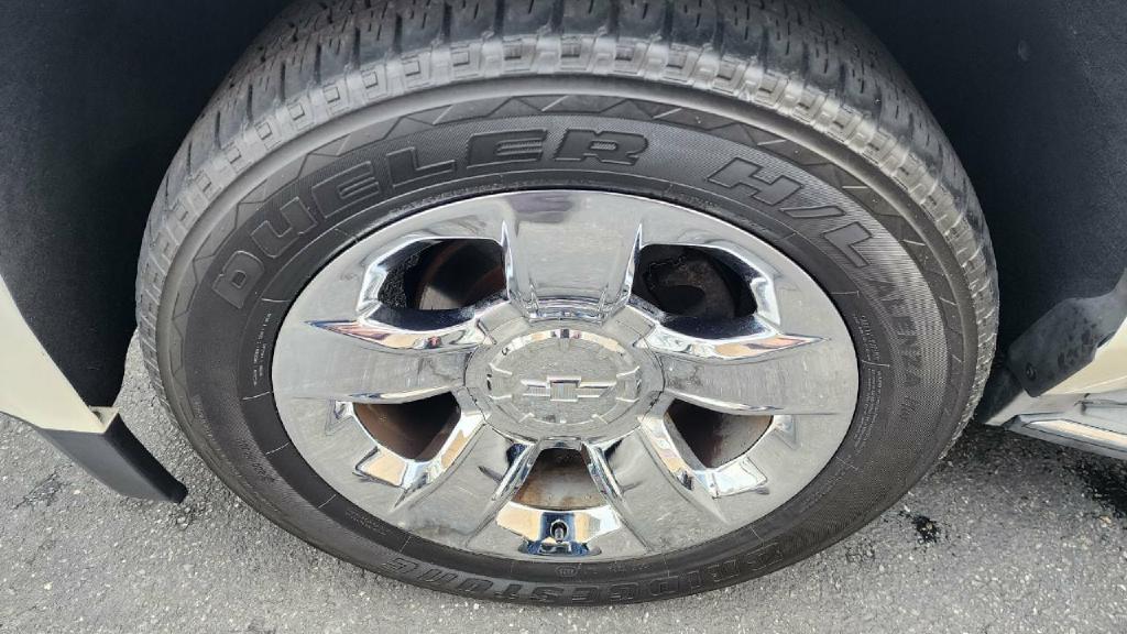 CHEVROLET SUBURBAN 2015 CHEVROLET SUBURBAN 1GNSKKKC6FR240560