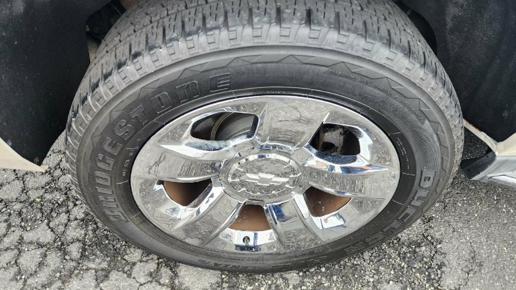 CHEVROLET SUBURBAN 2015 CHEVROLET SUBURBAN 1GNSKKKC6FR240560