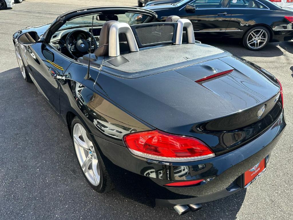 BMW Z4 2013 BMW Z4 WBALL5C55DJ104389