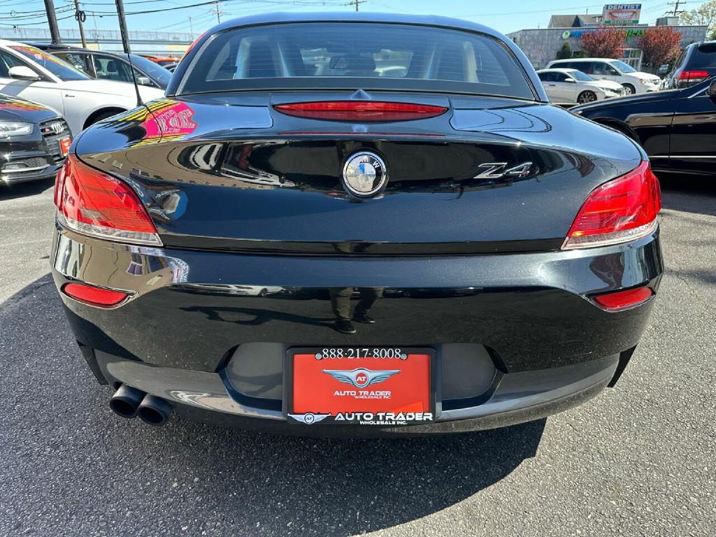 BMW Z4 2013 BMW Z4 WBALL5C55DJ104389