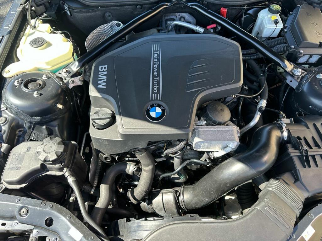 BMW Z4 2013 BMW Z4 WBALL5C55DJ104389