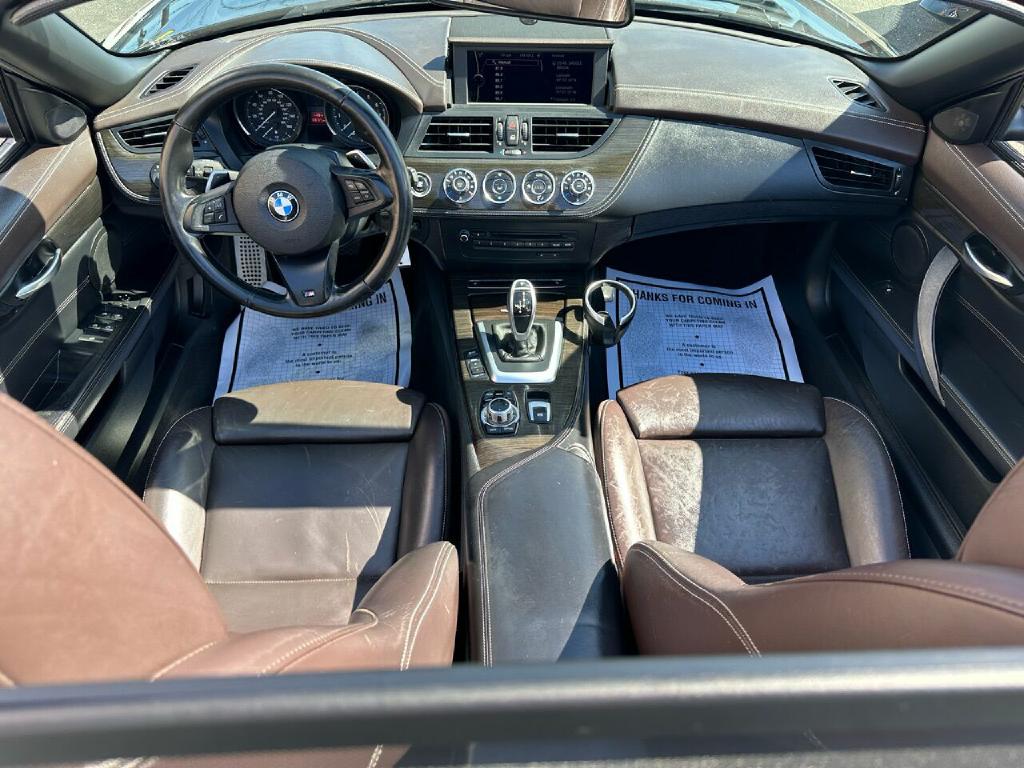BMW Z4 2013 BMW Z4 WBALL5C55DJ104389