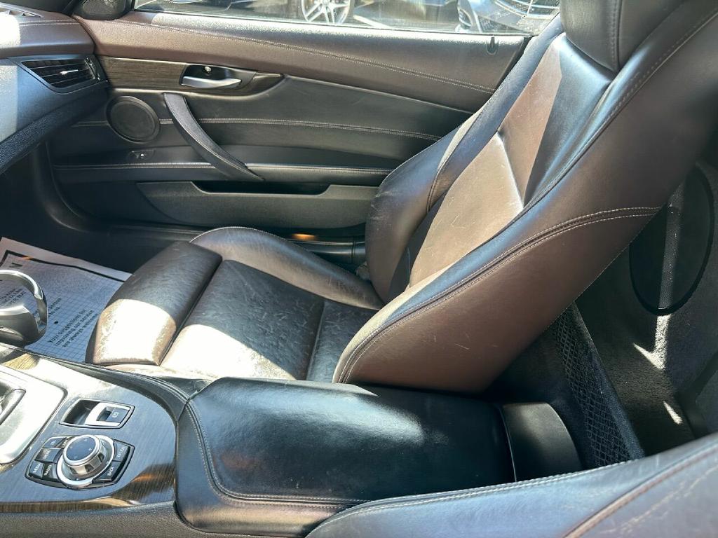BMW Z4 2013 BMW Z4 WBALL5C55DJ104389