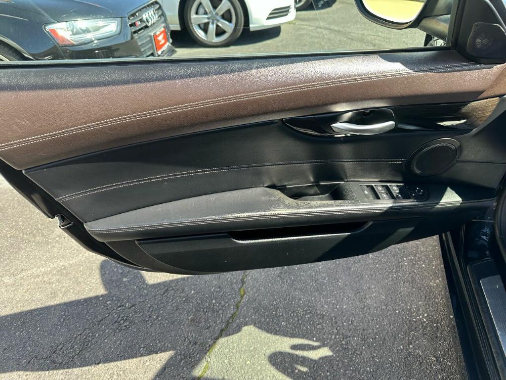 BMW Z4 2013 BMW Z4 WBALL5C55DJ104389