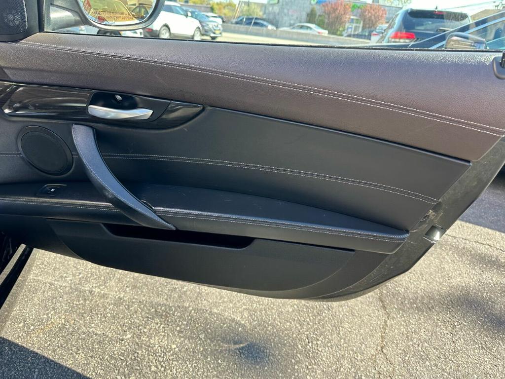 BMW Z4 2013 BMW Z4 WBALL5C55DJ104389