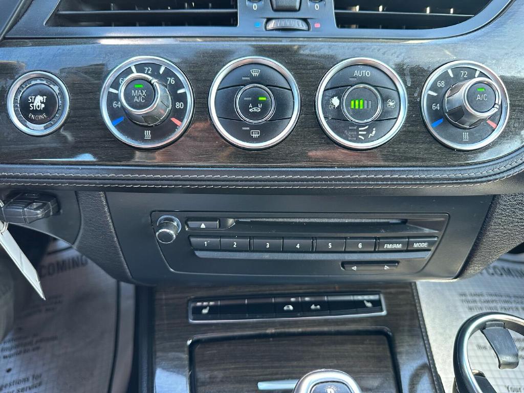 BMW Z4 2013 BMW Z4 WBALL5C55DJ104389