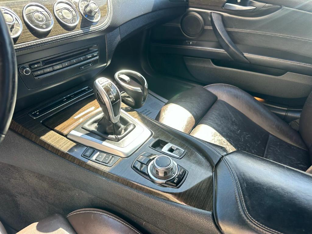 BMW Z4 2013 BMW Z4 WBALL5C55DJ104389
