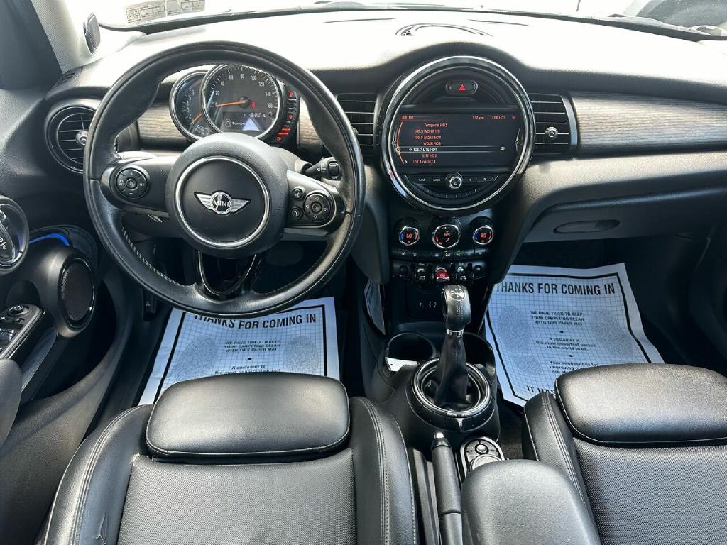 MINI HARDTOP 4 DOOR 2016 MINI HARDTOP 4 DOOR WMWXU3C52G2D27798