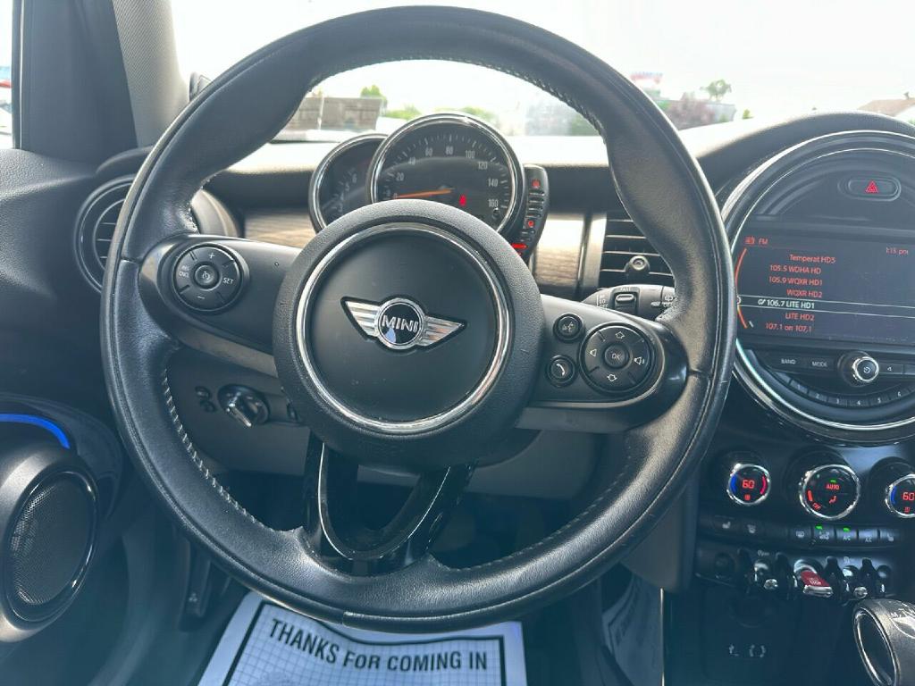 MINI HARDTOP 4 DOOR 2016 MINI HARDTOP 4 DOOR WMWXU3C52G2D27798