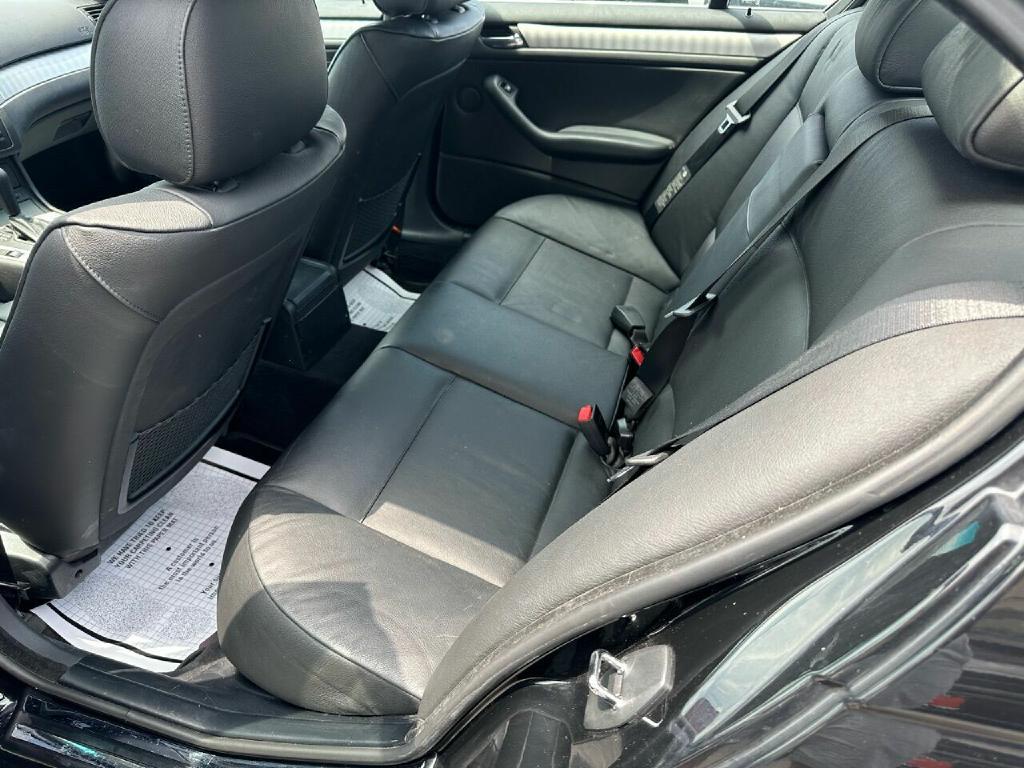 BMW 3 SERIES 2005 BMW 3 SERIES WBAEV53425KM42046