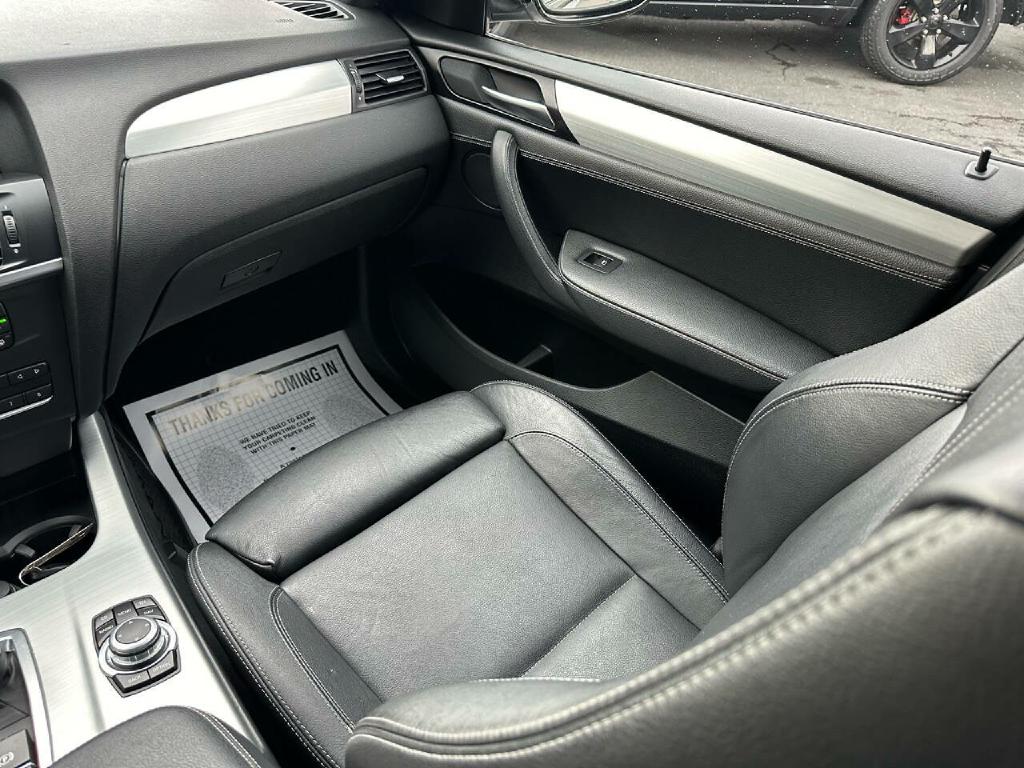 BMW X3 2011 BMW X3 5UXWX7C54BL732475