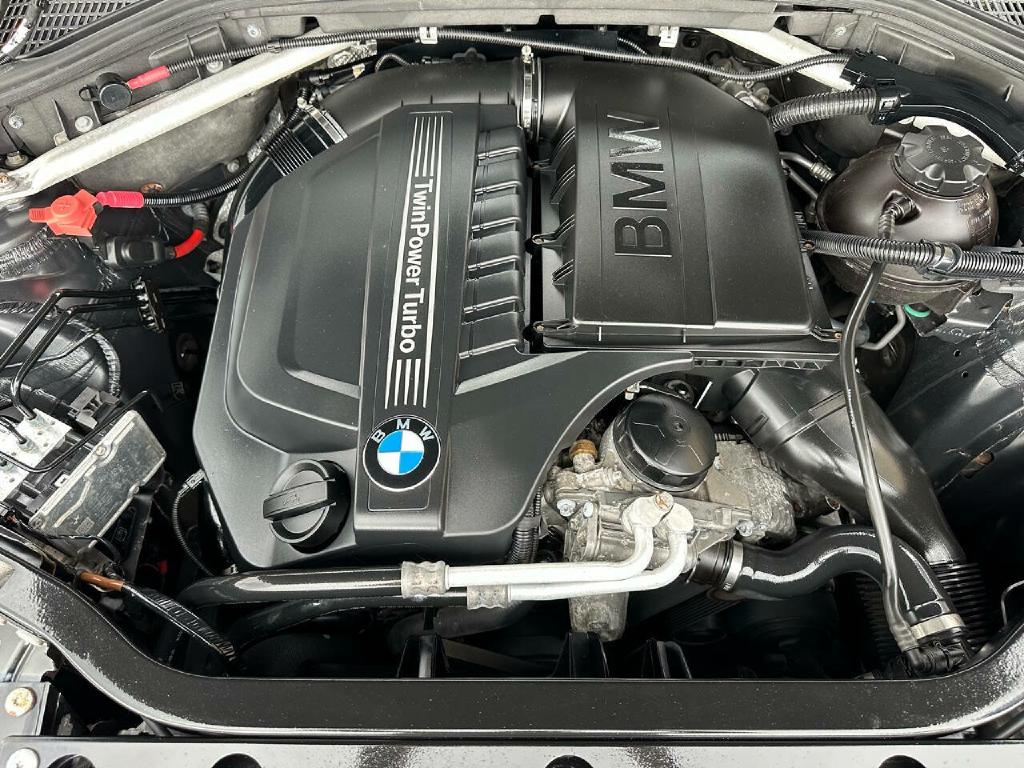 BMW X3 2011 BMW X3 5UXWX7C54BL732475