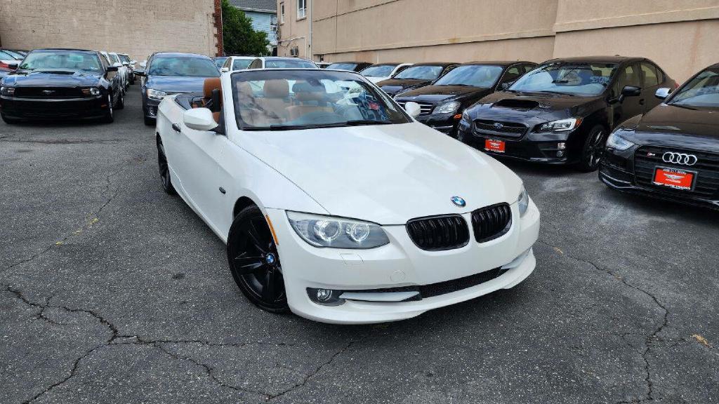 BMW 3 SERIES 2011 BMW 3 SERIES WBADW7C58BE544183
