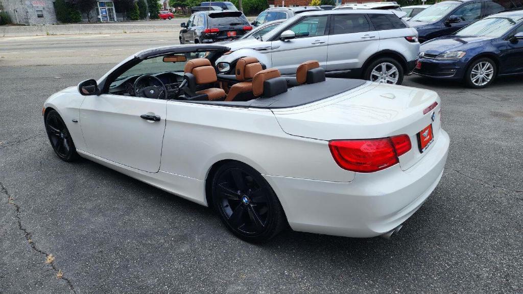 BMW 3 SERIES 2011 BMW 3 SERIES WBADW7C58BE544183