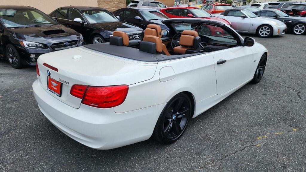 BMW 3 SERIES 2011 BMW 3 SERIES WBADW7C58BE544183