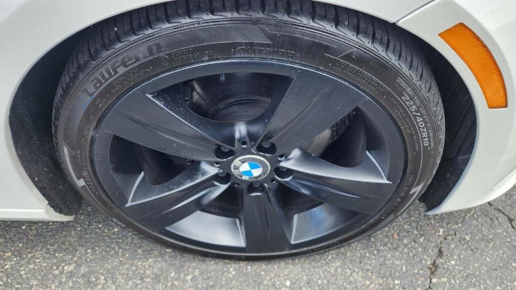BMW 3 SERIES 2011 BMW 3 SERIES WBADW7C58BE544183