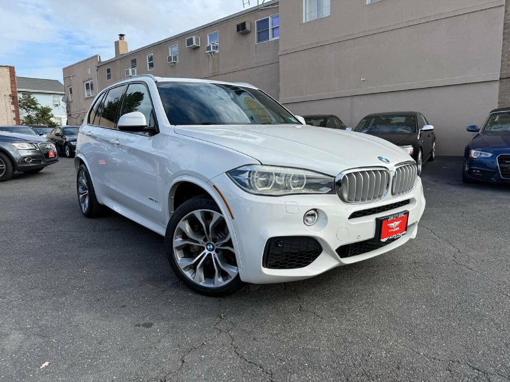 BMW X5 2014 BMW X5 5UXKR6C58E0J73182