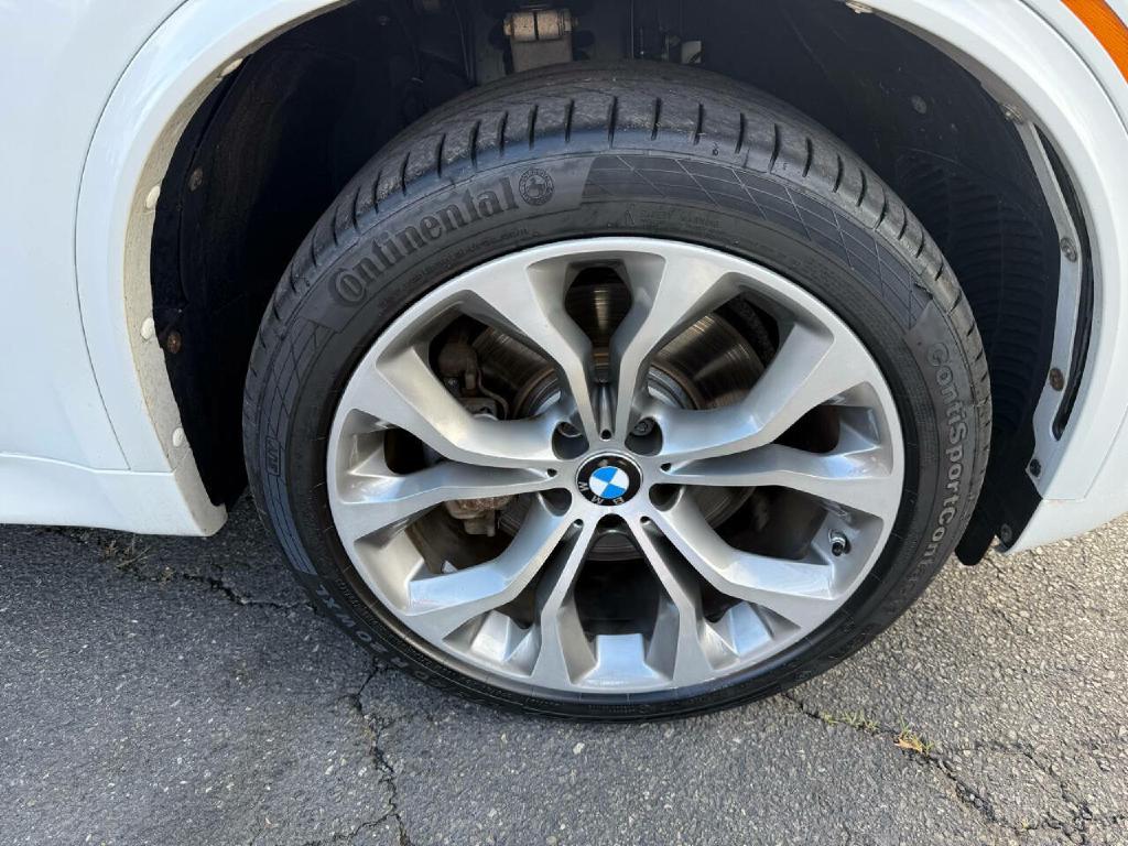 BMW X5 2014 BMW X5 5UXKR6C58E0J73182
