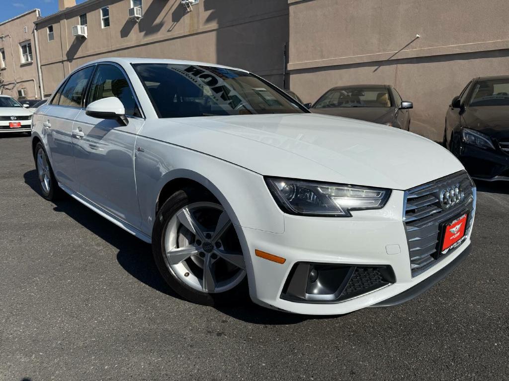 AUDI A4 2019 AUDI A4 WAUDNAF43KA023687
