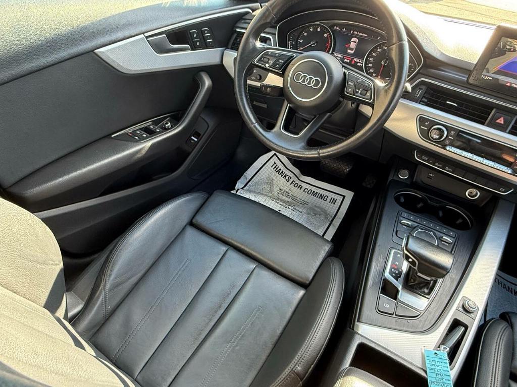AUDI A4 2019 AUDI A4 WAUDNAF43KA023687