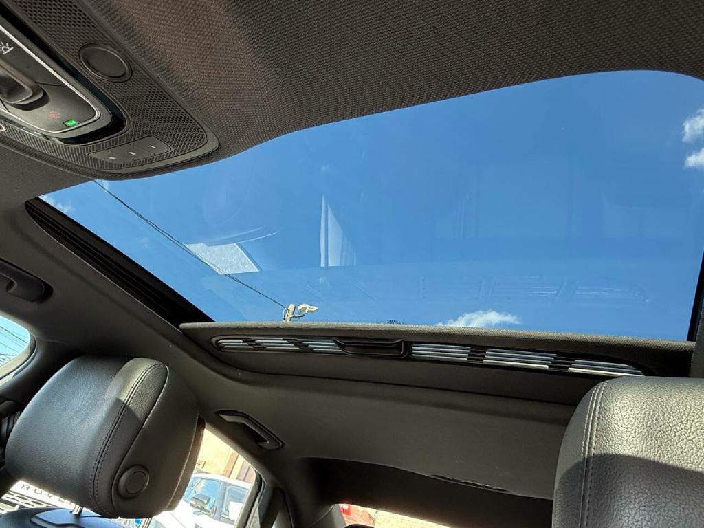AUDI A4 2019 AUDI A4 WAUDNAF43KA023687