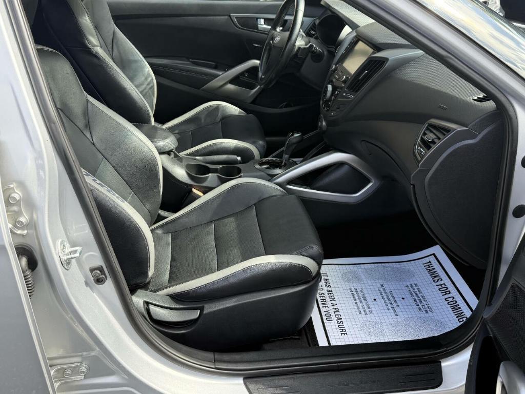HYUNDAI VELOSTER 2016 HYUNDAI VELOSTER KMHTC6AE7GU255325