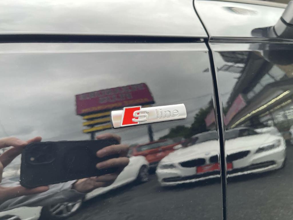 AUDI A4 2017 AUDI A4 WAUKMAF4XHN059050
