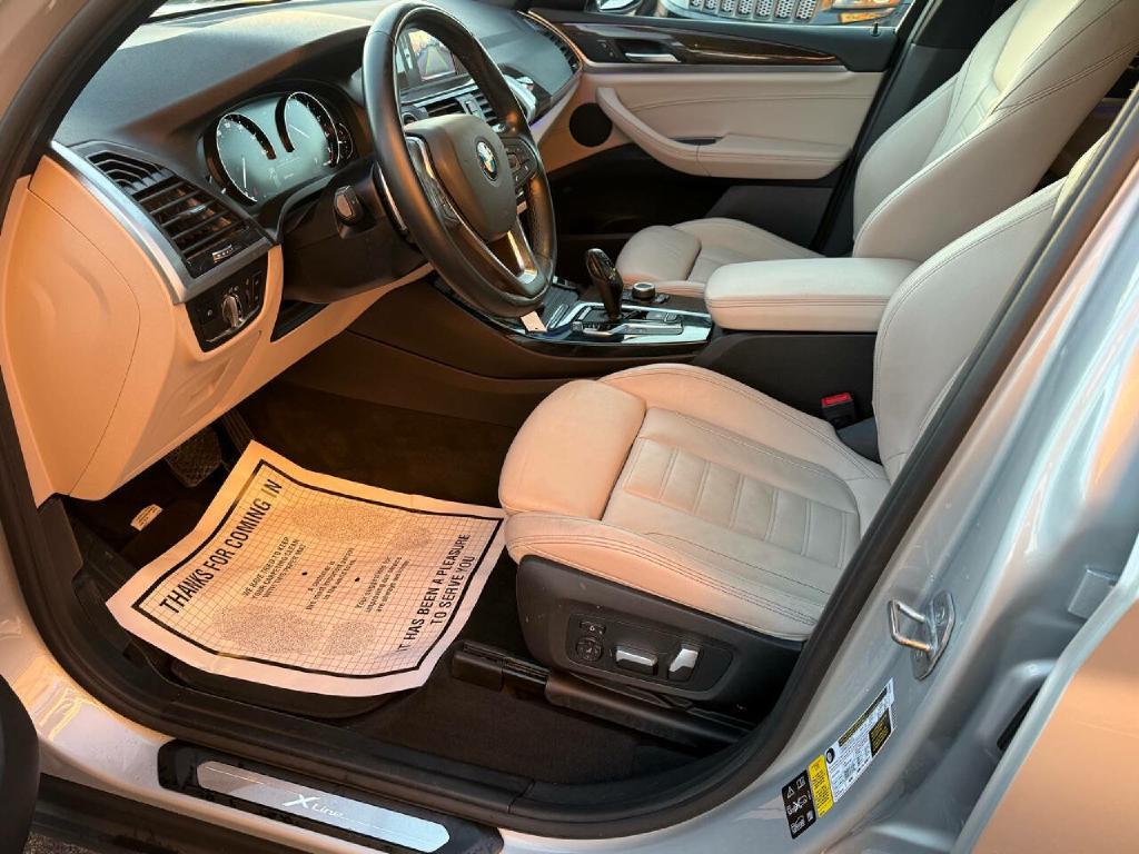BMW X3 2019 BMW X3 5UXTR9C58KLE13821