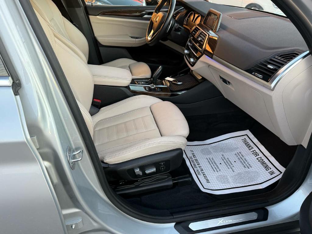 BMW X3 2019 BMW X3 5UXTR9C58KLE13821