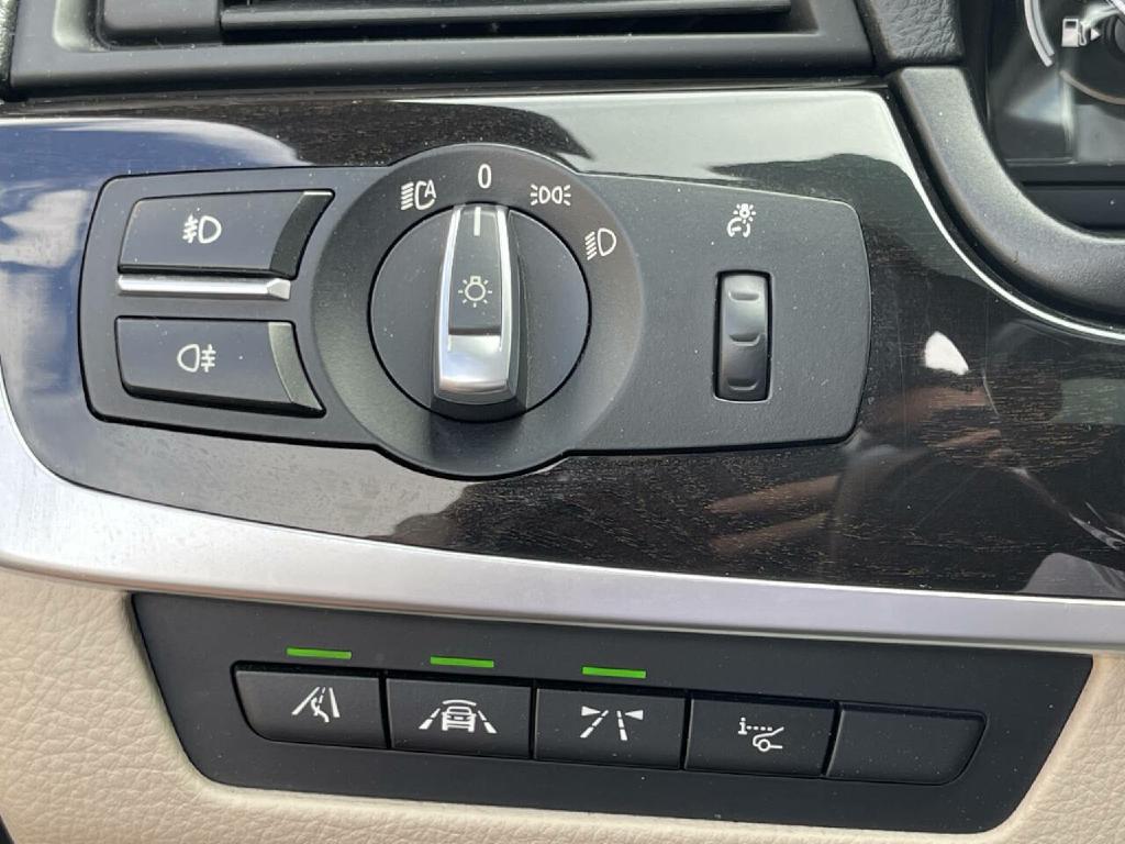 BMW 5 SERIES 2016 BMW 5 SERIES WBA5B3C57GG254831