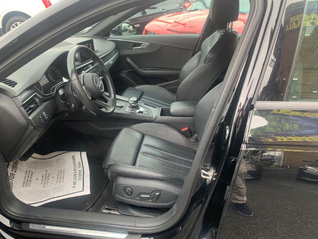 AUDI A4 2017 AUDI A4 WAUANAF40HN067733