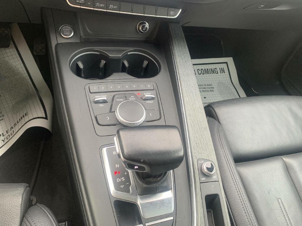 AUDI A4 2017 AUDI A4 WAUANAF40HN067733