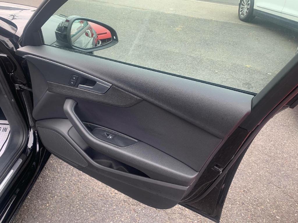 AUDI A4 2017 AUDI A4 WAUANAF40HN067733
