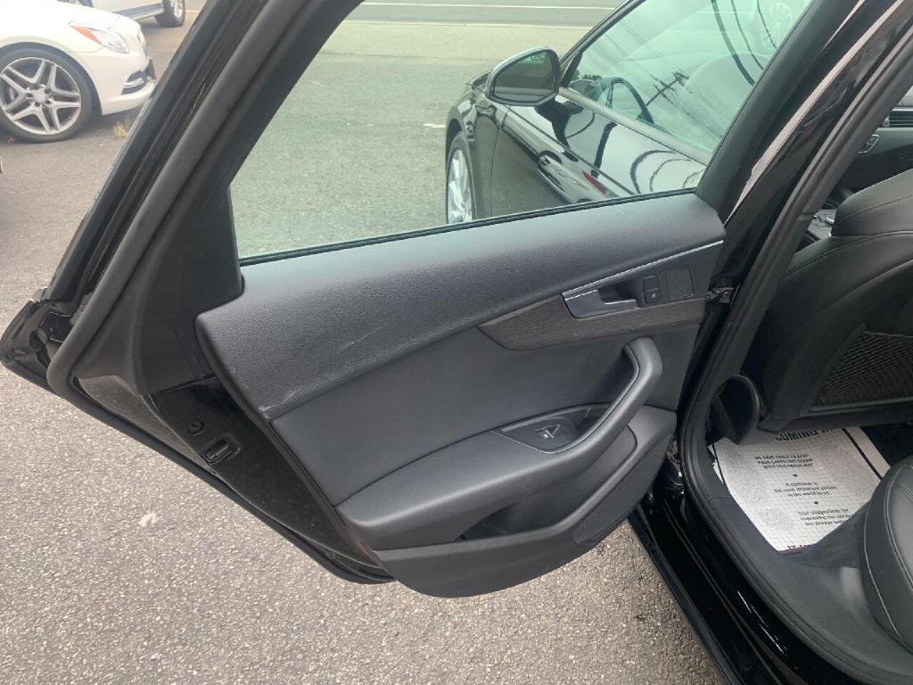 AUDI A4 2017 AUDI A4 WAUANAF40HN067733