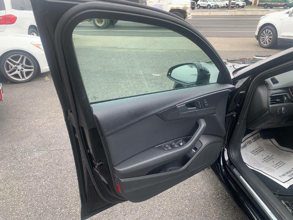 AUDI A4 2017 AUDI A4 WAUANAF40HN067733