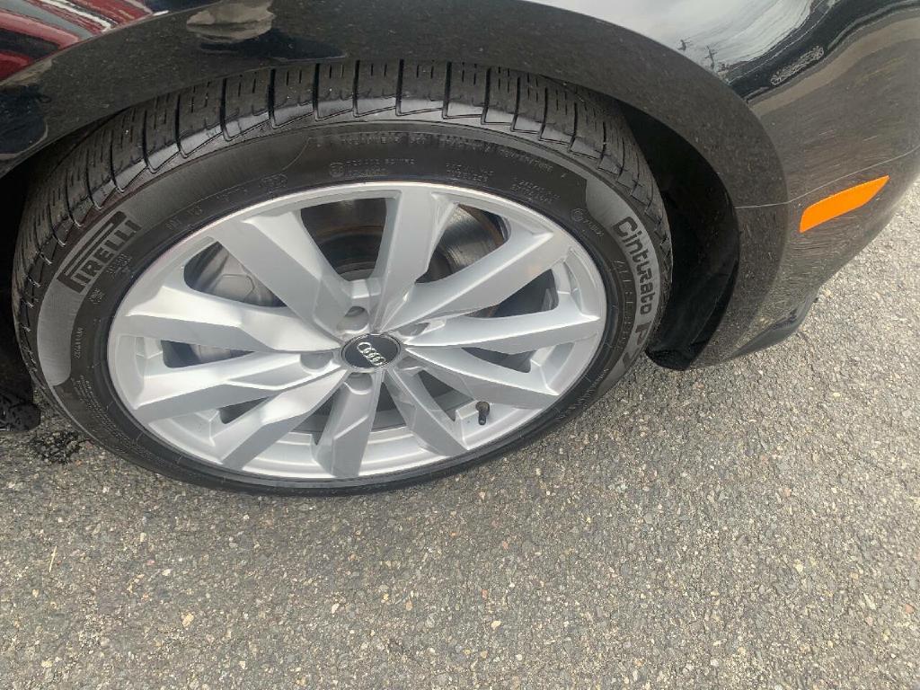 AUDI A4 2017 AUDI A4 WAUANAF40HN067733