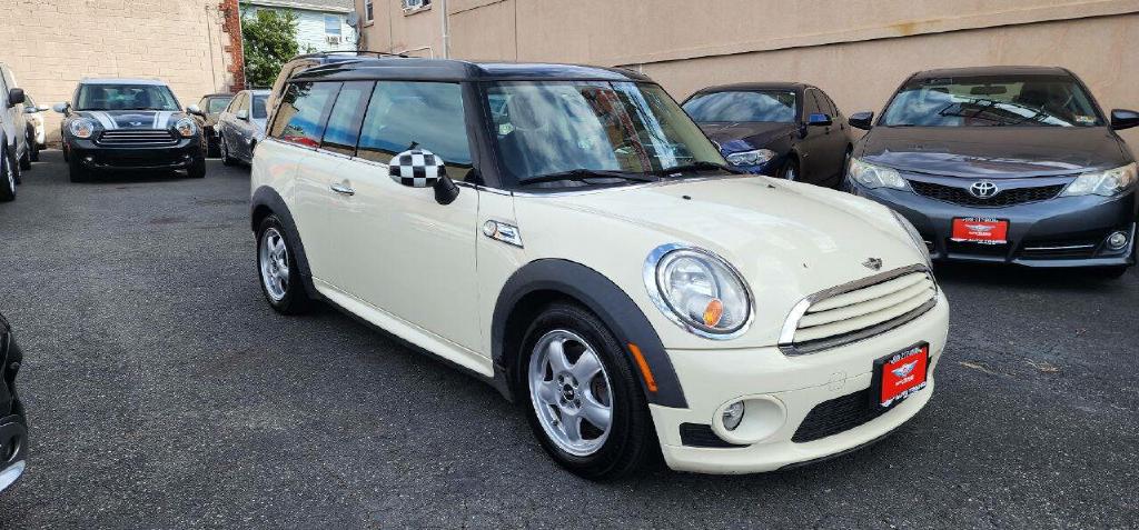 MINI COOPER CLUBMAN 2011 MINI COOPER CLUBMAN WMWZF3C51BTX82340