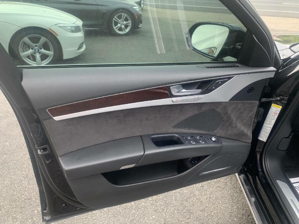 AUDI A8 2013 AUDI A8 WAUAGAFD2DN013399