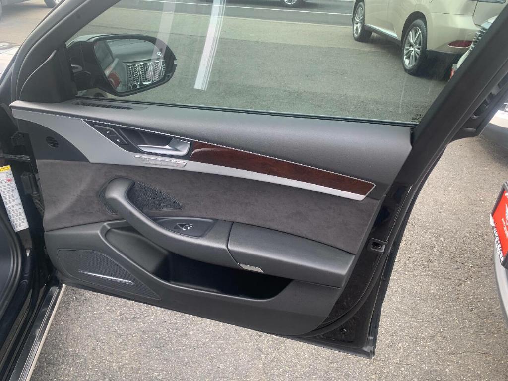 AUDI A8 2013 AUDI A8 WAUAGAFD2DN013399