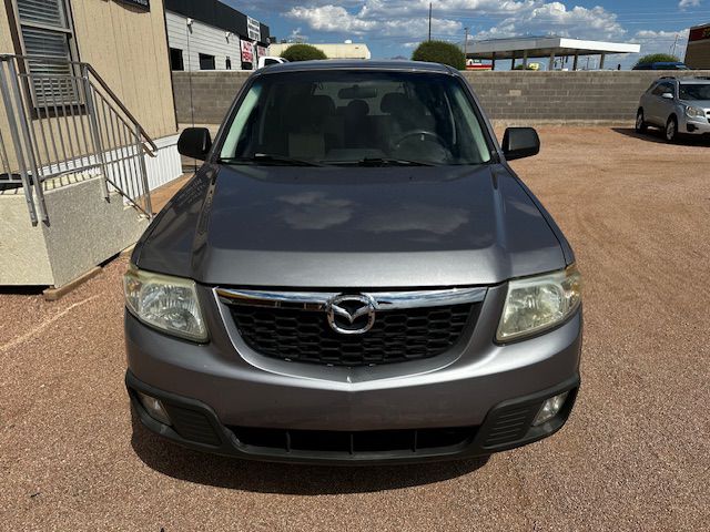Photo 2 of this MAZDA TRIBUTE