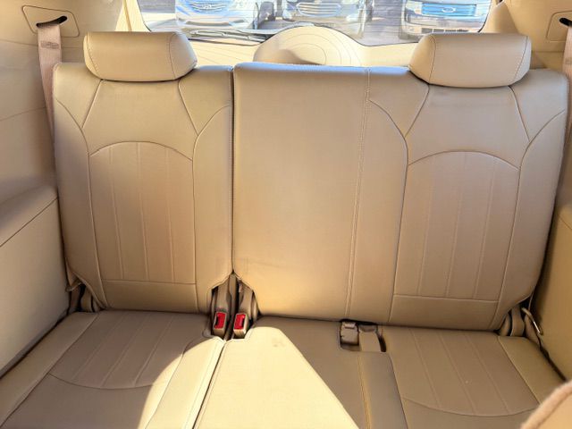 Photo 7 of this BUICK ENCLAVE
